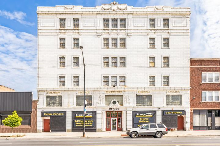 StorageMart at 4906 W Madison St Chicago, IL 60644