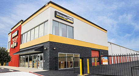 StorageMart on Crane Highway in Waldorf Self Storage