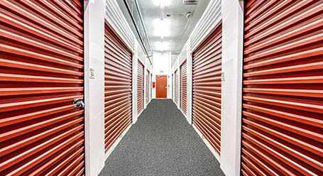 StorageMart on Griffin Road in Ft-Lauderdale Self-Storage Units