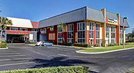 StorageMart on Griffin Road in Ft-Lauderdale Self-Storage