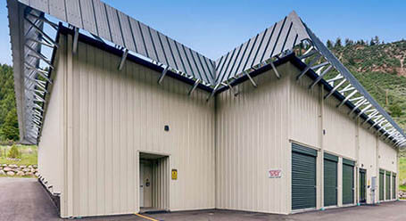 StorageMart on Highway 6 in Edwards Loading Bay