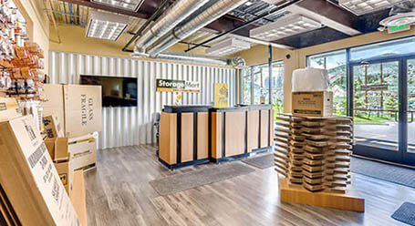 StorageMart on Highway 6 in Edwards Self Storage Facility