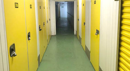 StorageMart on Molesey-Road in Walton-on-Thames Interior Units