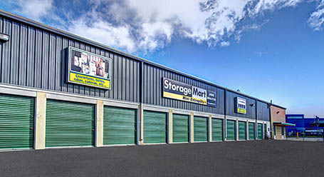 StorageMart on Montee Masson in Laval Drive-Up Units