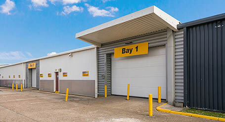 StorageMart on New Road in Newhaven loading bay