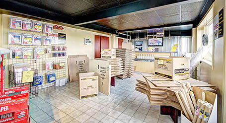 StorageMart on Rue Clemenceau in Beauport Self Storage Facility