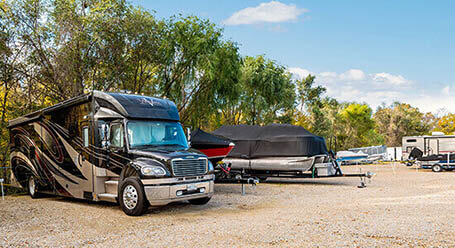 StorageMart on Sapp Brothers Drive in Omaha Boat and RV Parking