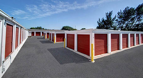 StorageMart on Third St in Key West self storage Units
