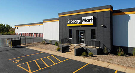 StorageMart on West 159th St in Orland Park Self Storage