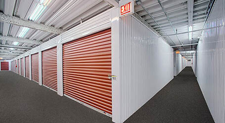 StorageMart on West North Ave in Lombard Interior Units