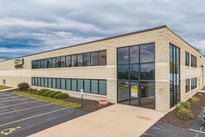 StorageMart on Mequon Rd in Germantown, WI